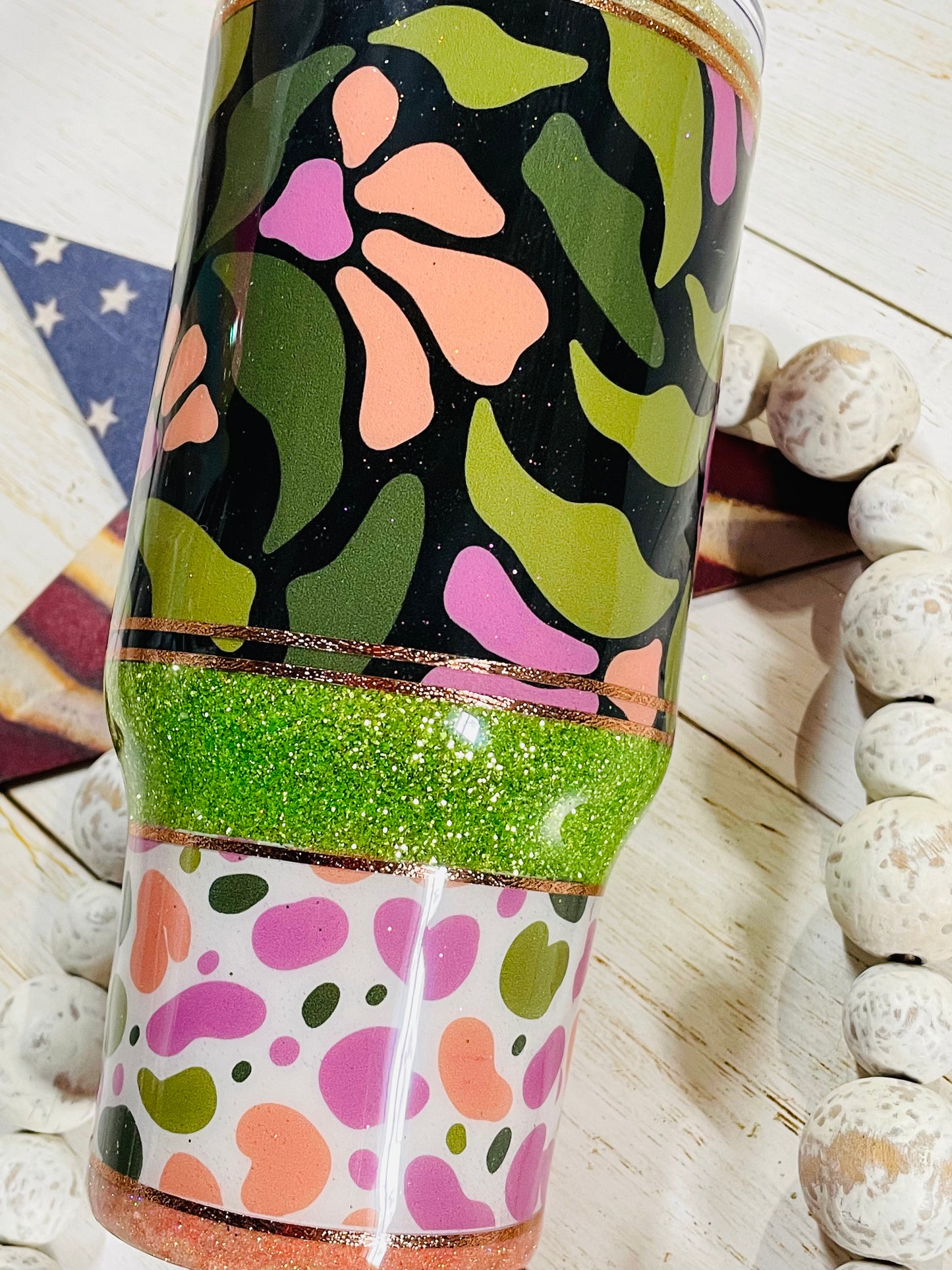 Retro Floral Tumbler