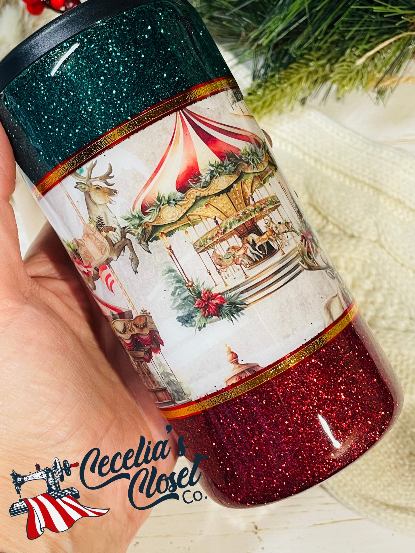 Carousel ๐ can coozie