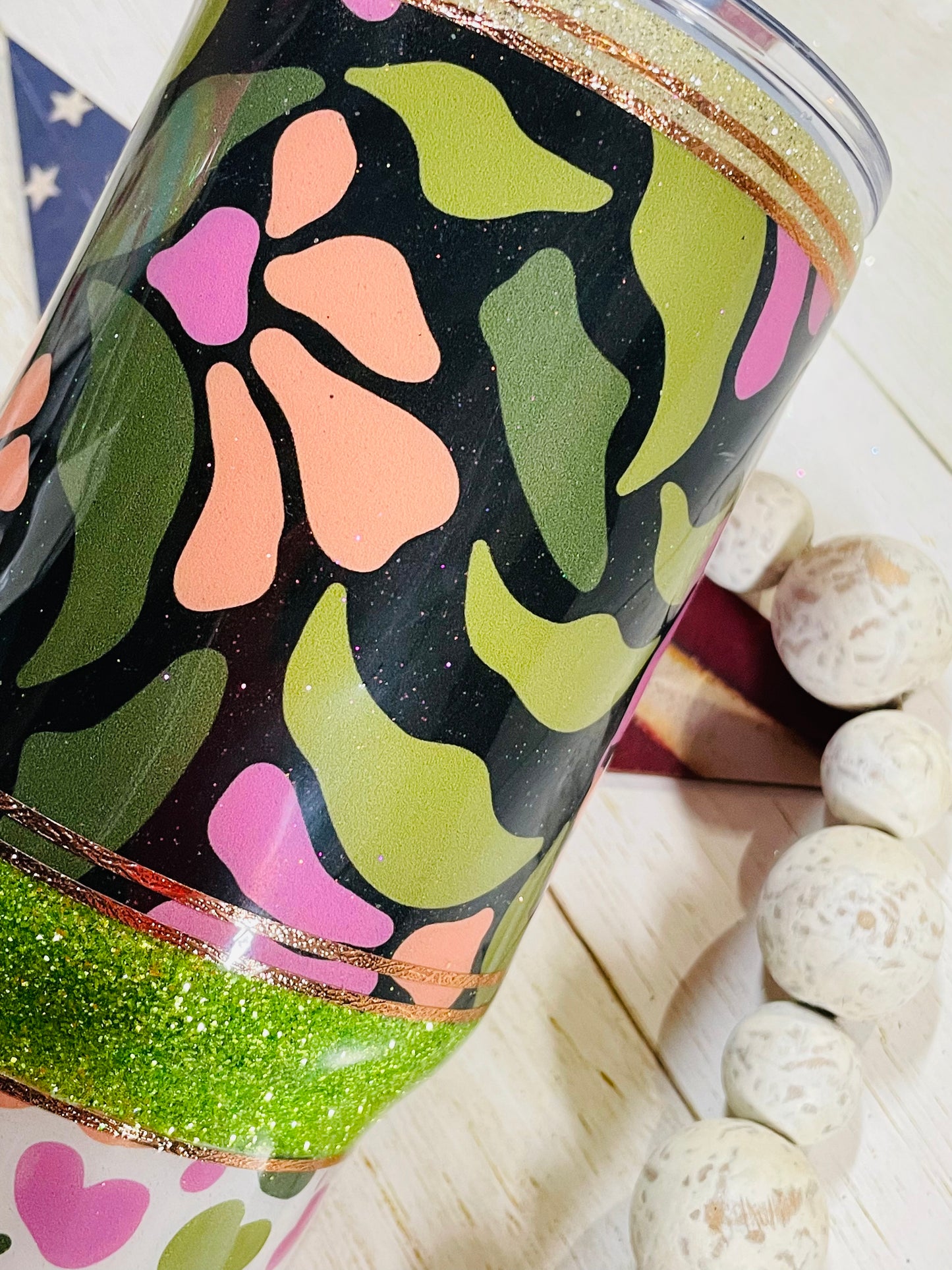 Retro Floral Tumbler