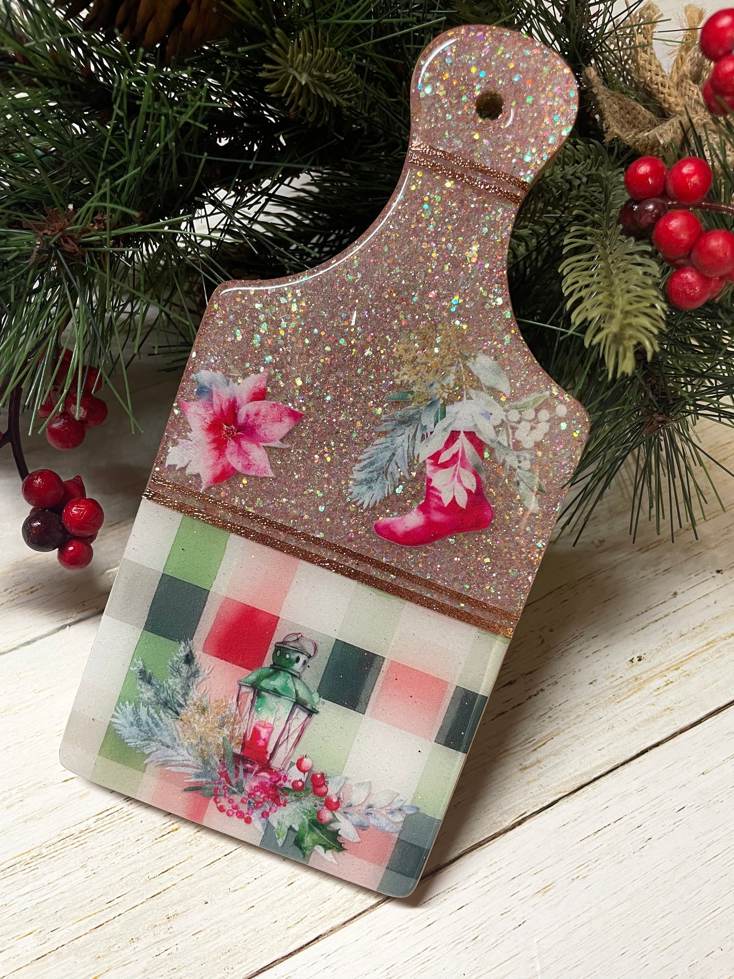 Nut cracker spoon rest