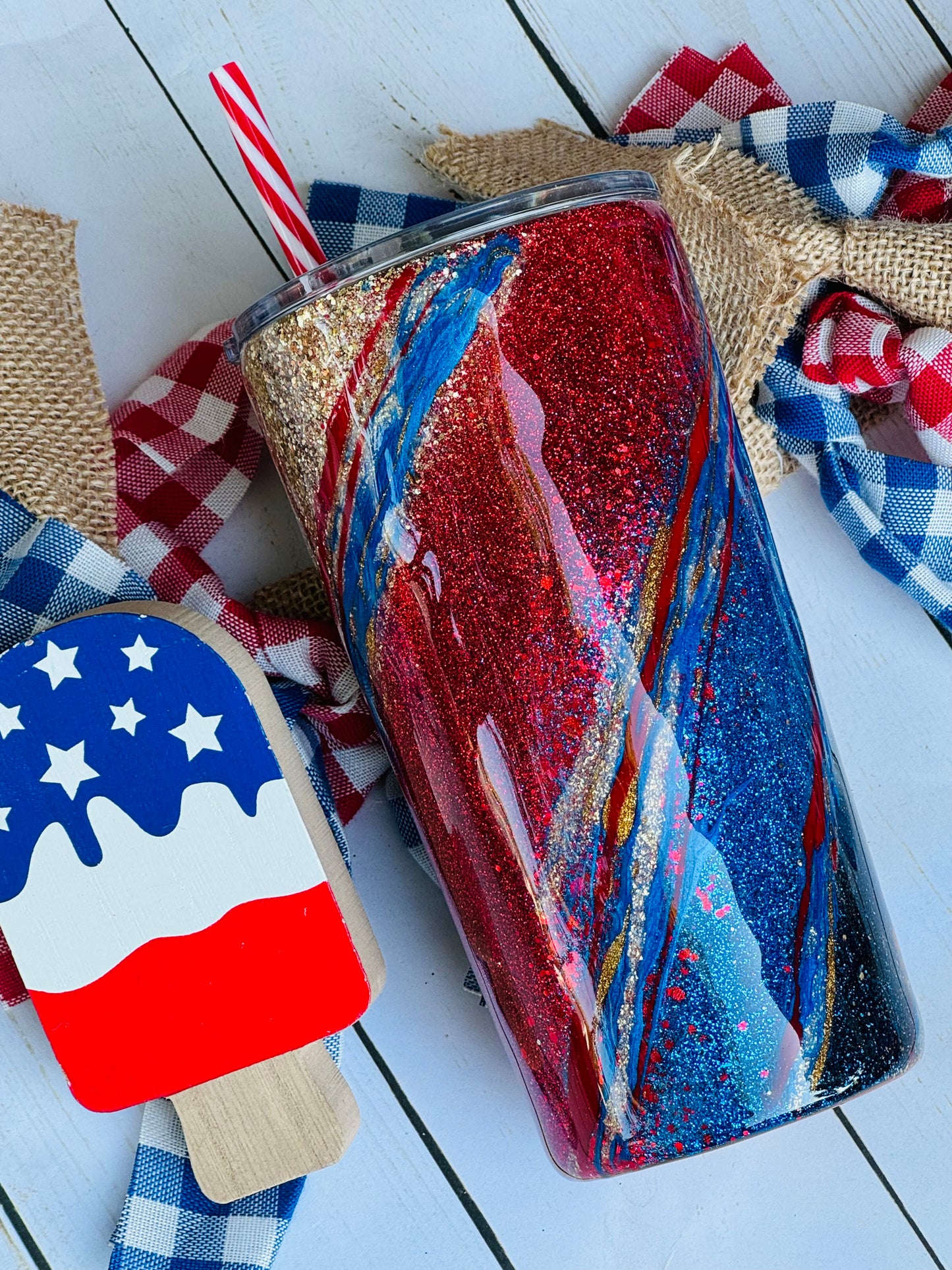 Vintage Patriotic swirl