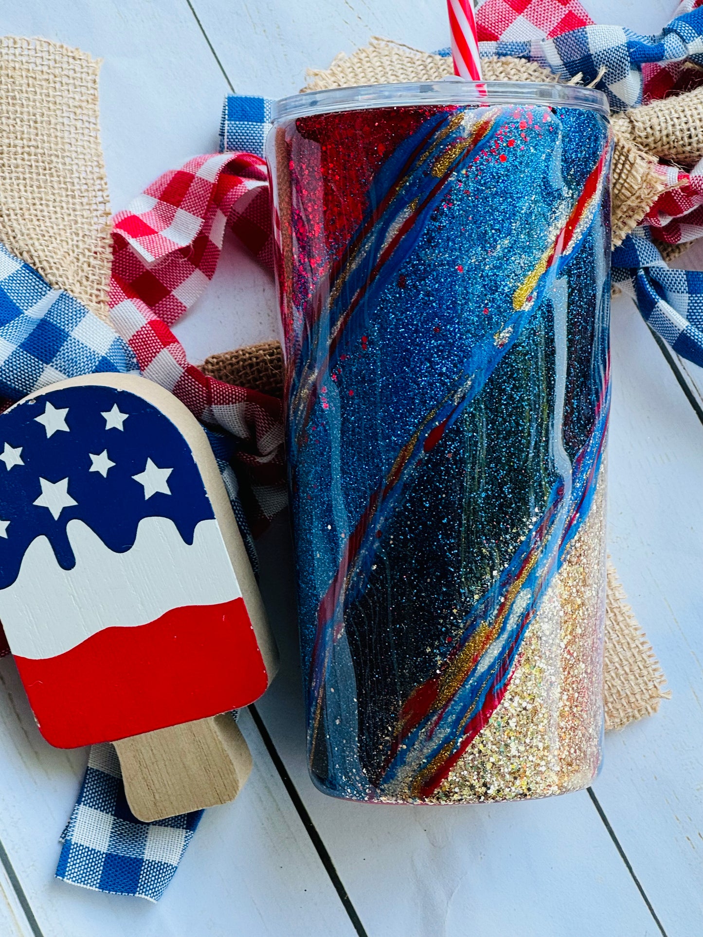 Vintage Patriotic swirl