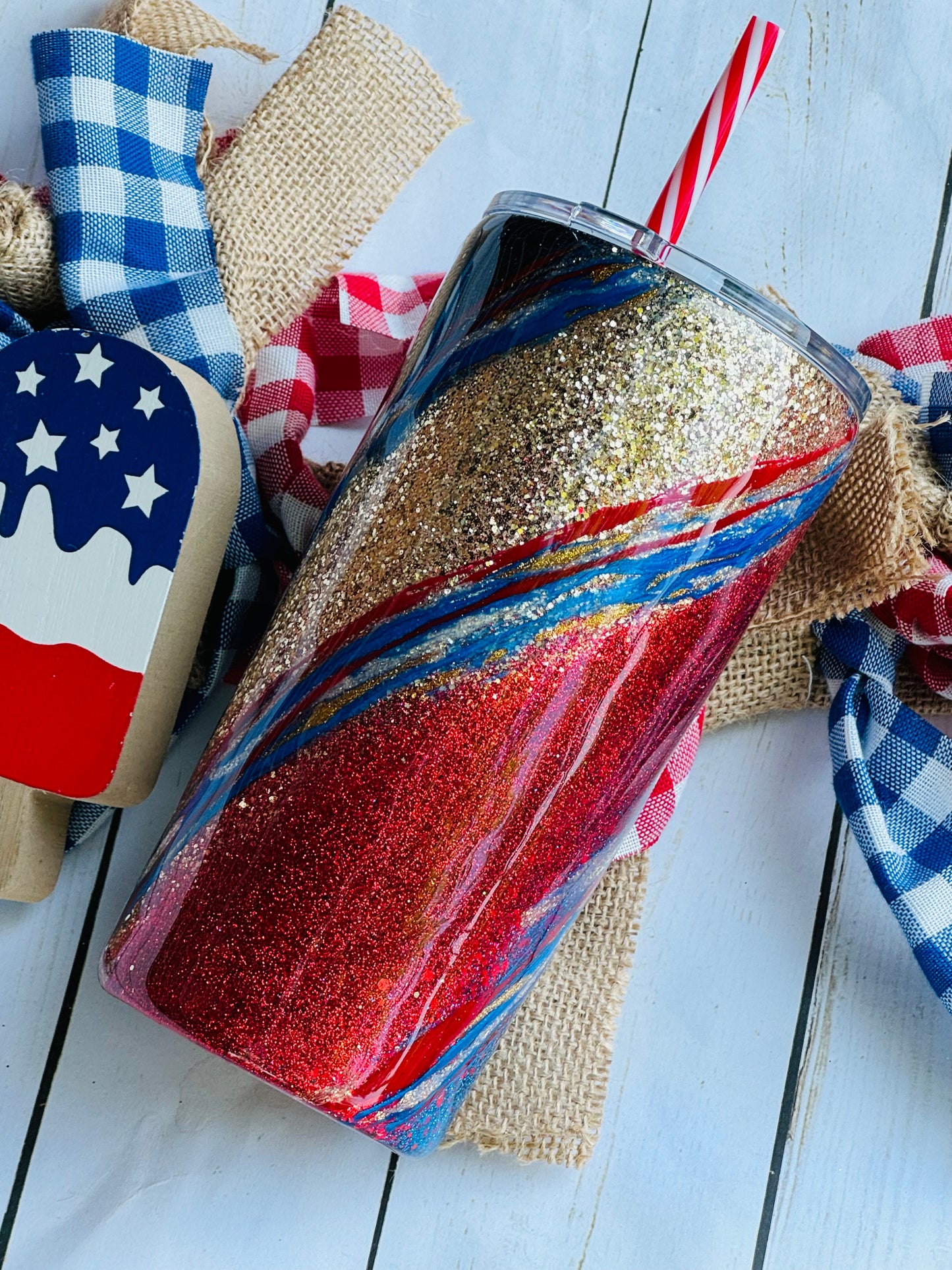 Vintage Patriotic swirl