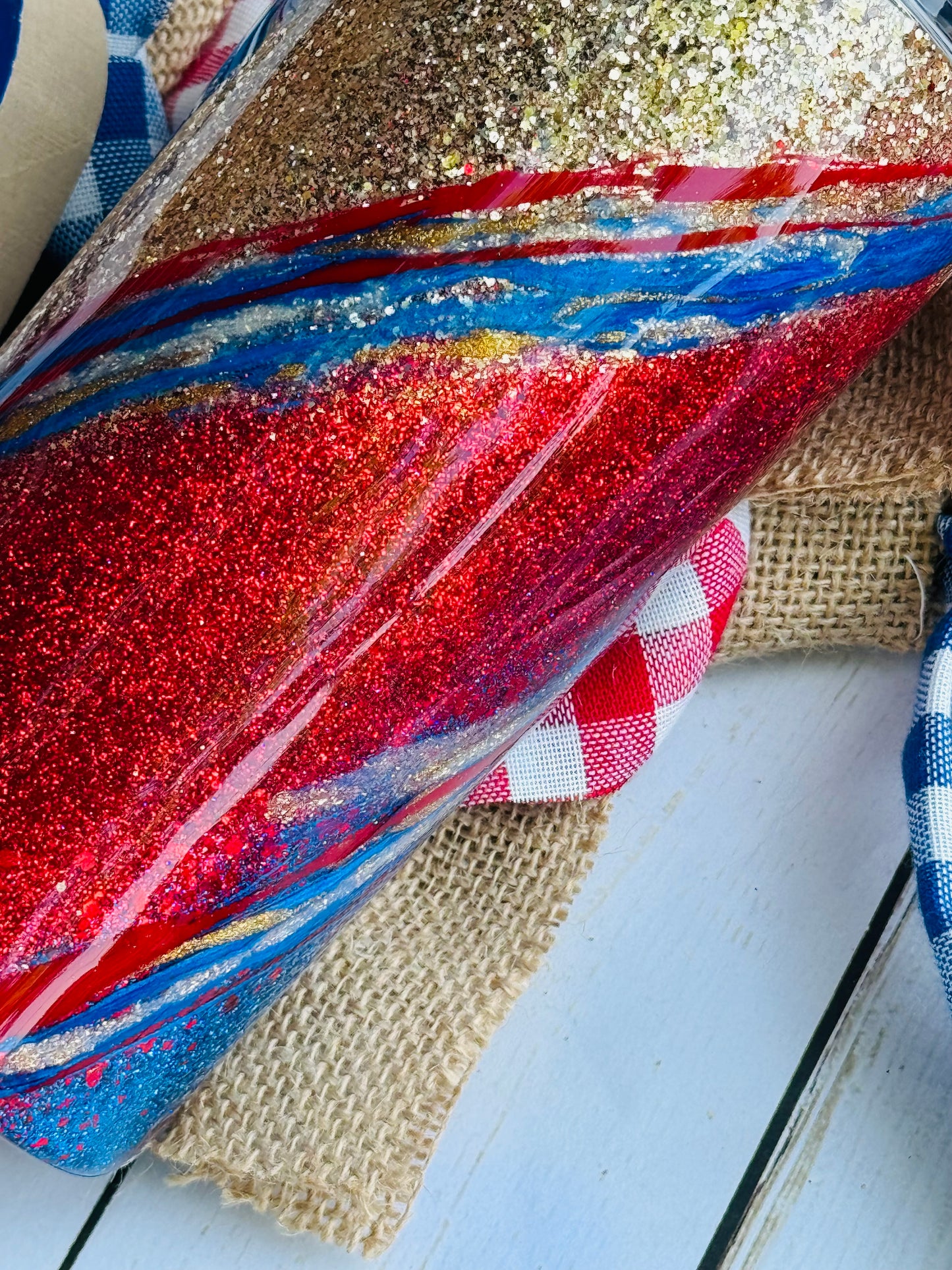 Vintage Patriotic swirl