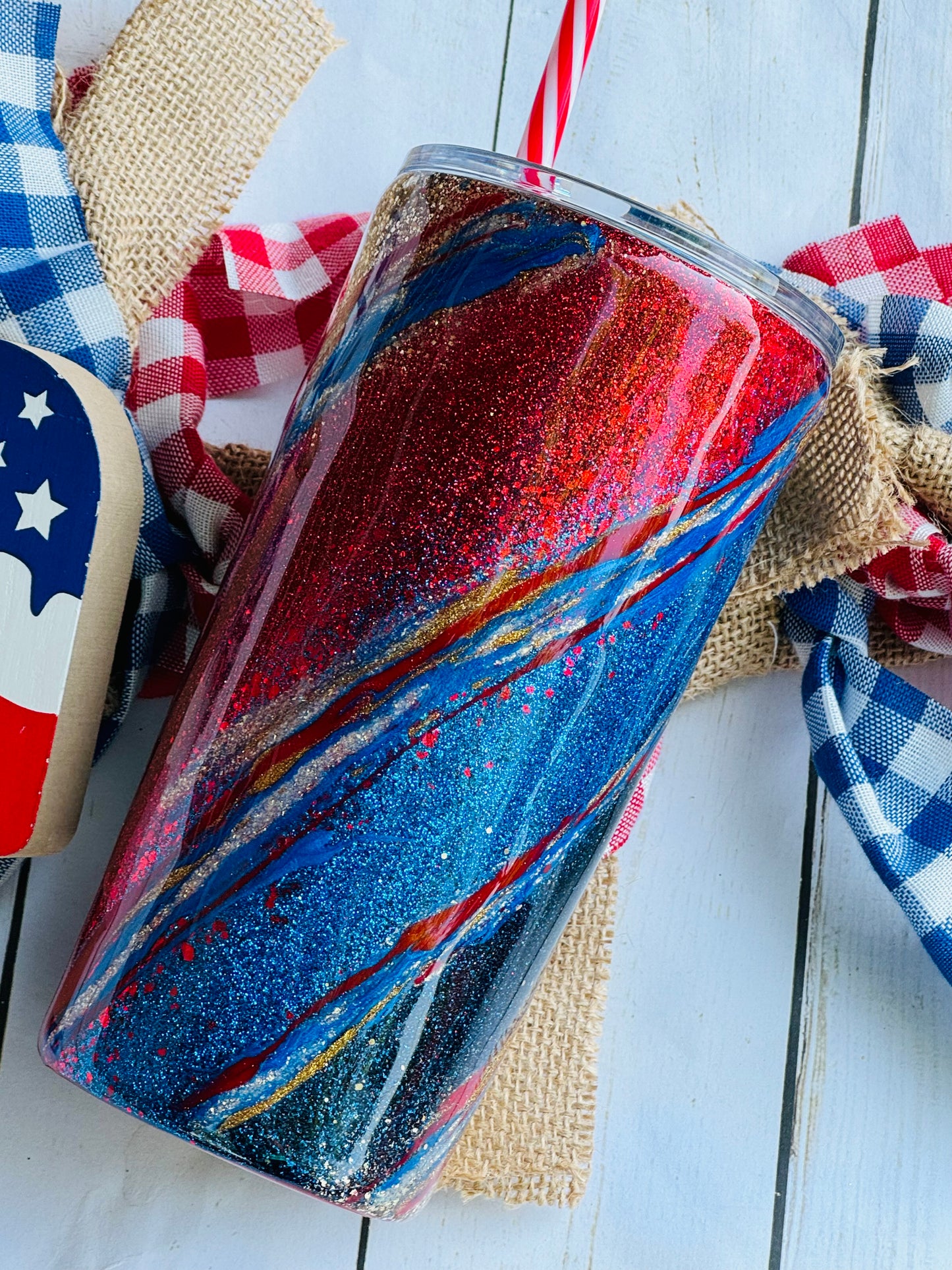 Vintage Patriotic swirl