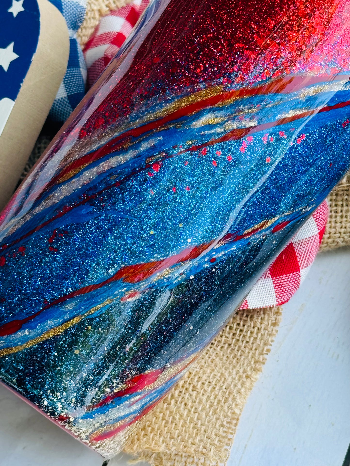 Vintage Patriotic swirl