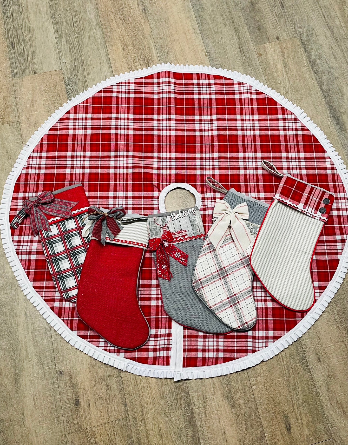 Customize Tree Skirt