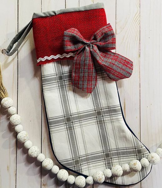 Red burlap/Gray Plaid