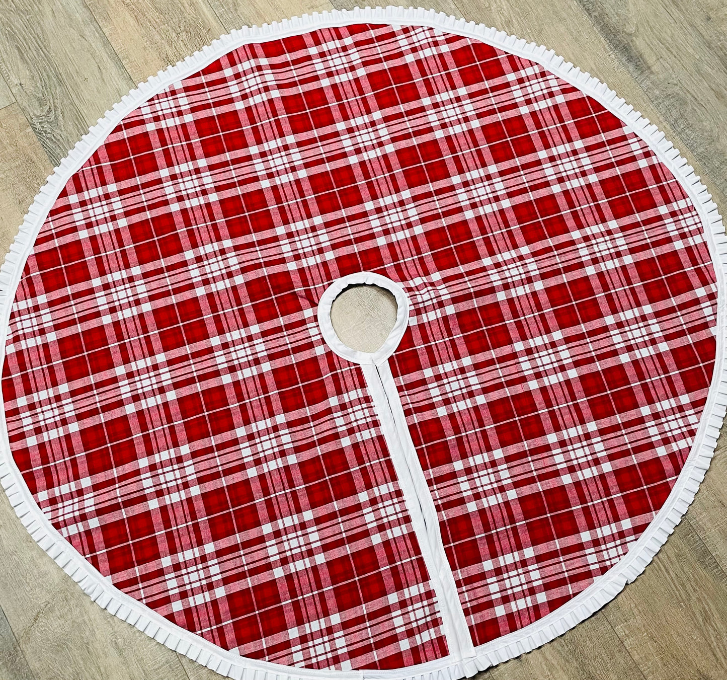 Customize Tree Skirt