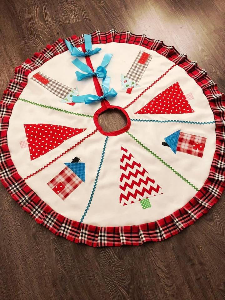Customize Tree Skirt